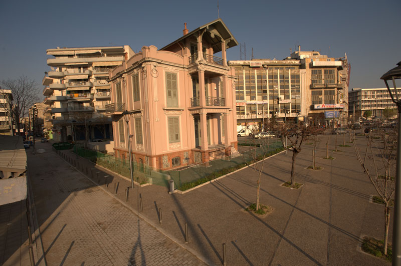 RESTORATION OF THE SURROUNDINGS OF A LISTED BUILDING ON ANAGENNISEOS STREET